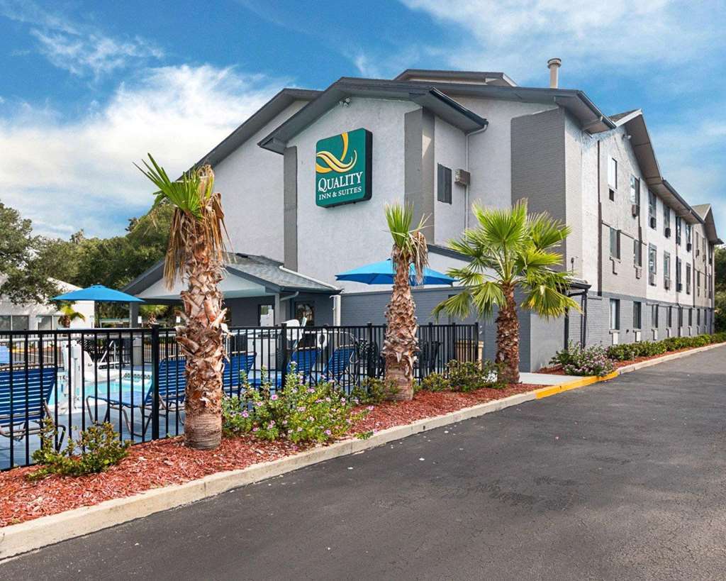 Quality Inn & Suites Leesburg Chain Of Lakes Exterior photo